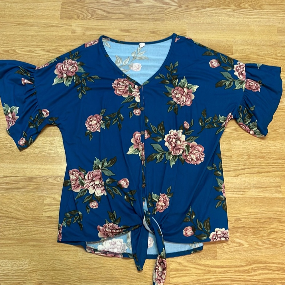 PinkBlush Teal Floral Ruffle Sleeve Blouse. New without Tags.
